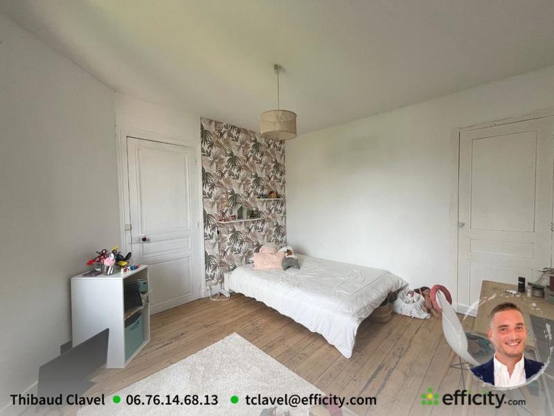 Maison - 240 m² - 6 pièces