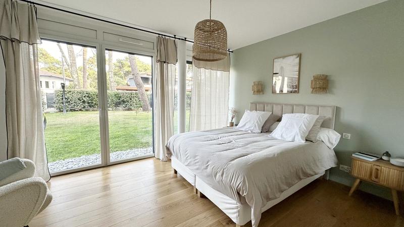 Appartement - 192 m² - 6 pièces