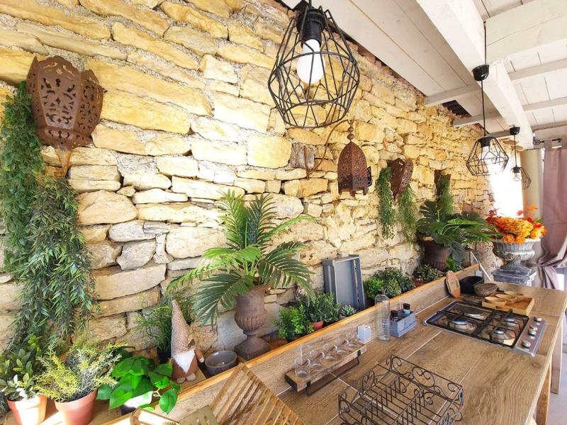 Maison en pierre - 165 m² - 6 pièces