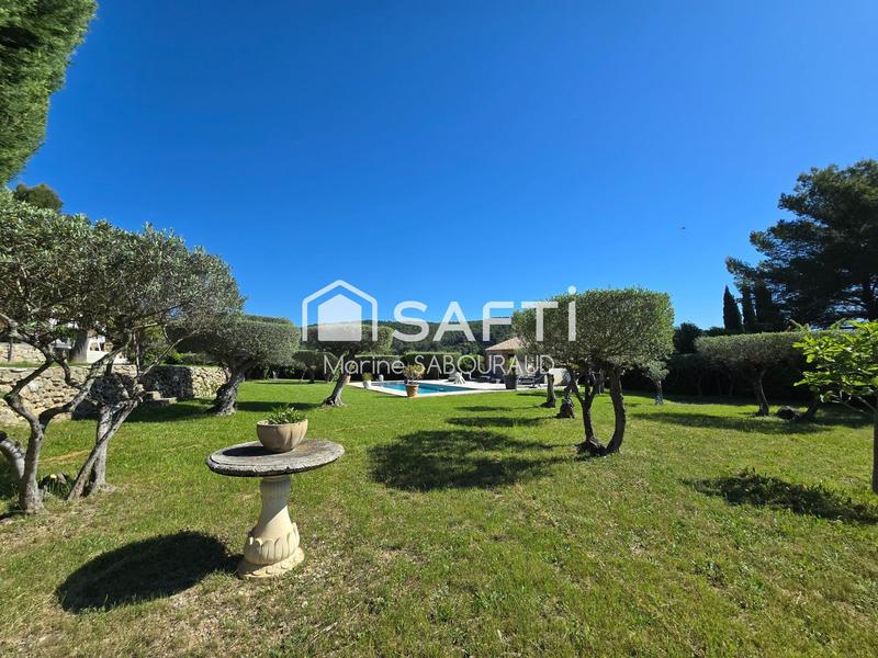 Maison - 192 m² - 6 pièces