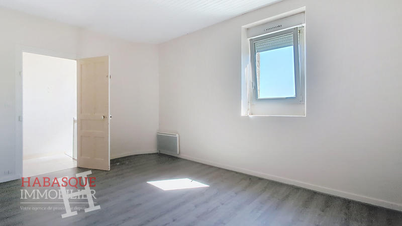 Maison - 150 m² - 9 pièces