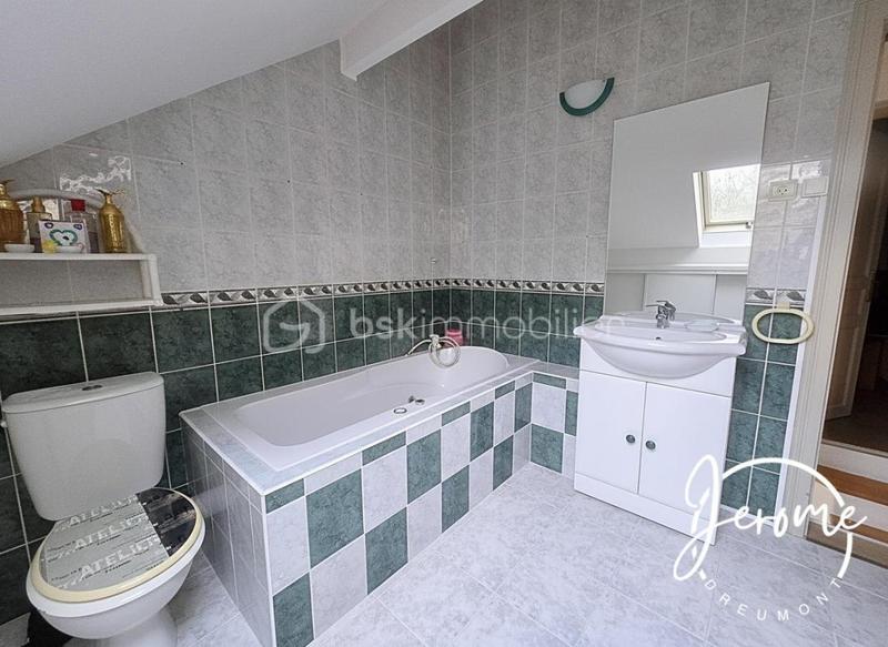 Maison - 148 m² - 7 pièces