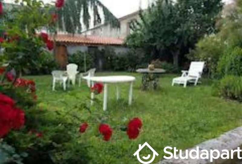 Chambre - 14 m² - 1 pièce