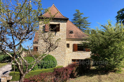 Maison - 144 m² - 7 pièces