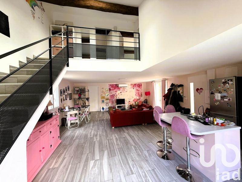 Maison - 237 m² - 8 pièces