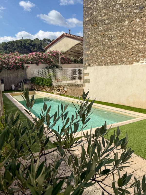 Maison de maîtres - 207 m² - 6 pièces