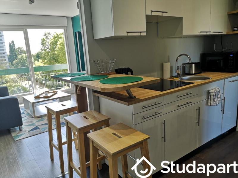 Chambre - 10 m² - 1 pièce