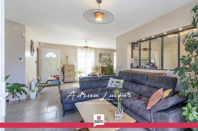 Maison - 143 m² - 6 pièces