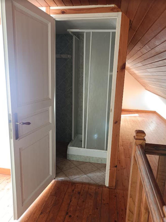 Maison - 200 m² - 5 pièces