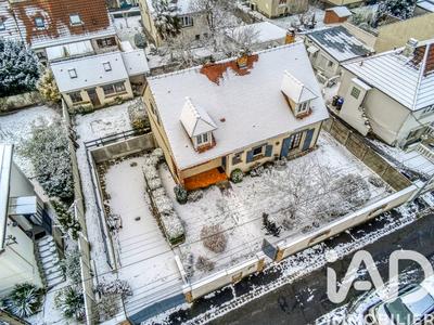 Maison - 140 m² - 6 pièces