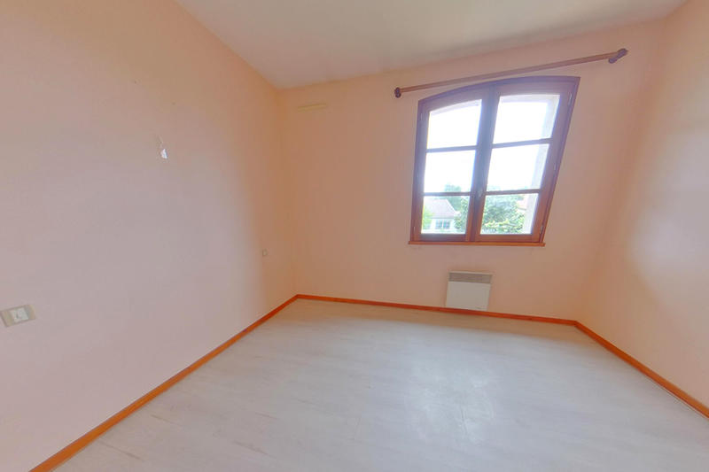 Maison - 83 m² - 4 pièces