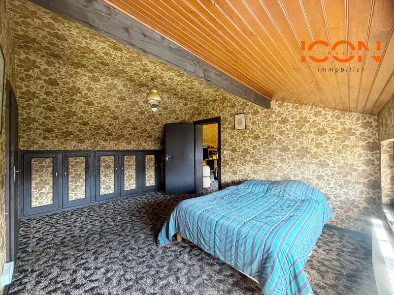 Maison - 140 m² - 7 pièces