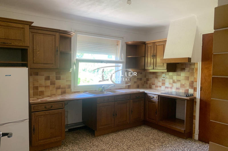 Maison - 269 m² - 12 pièces