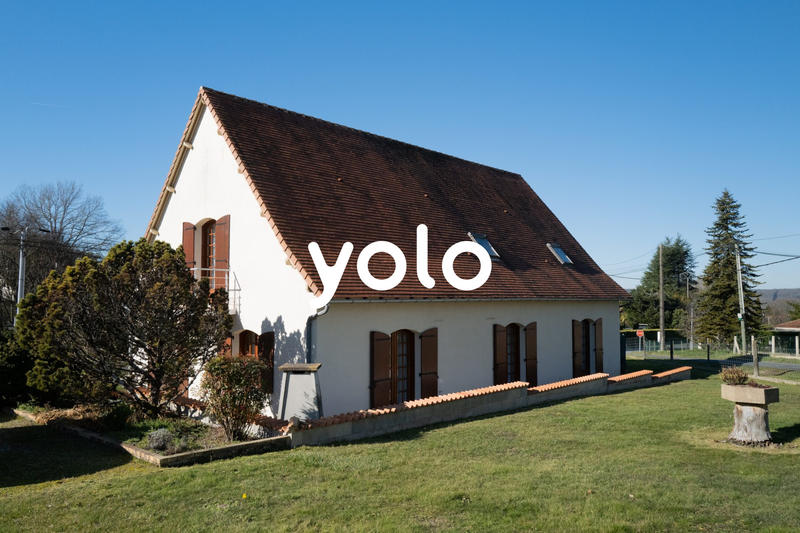 Maison traditionnelle - 144 m² - 6 pièces