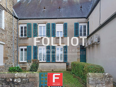 Immeuble - 130 m² - 6 pièces