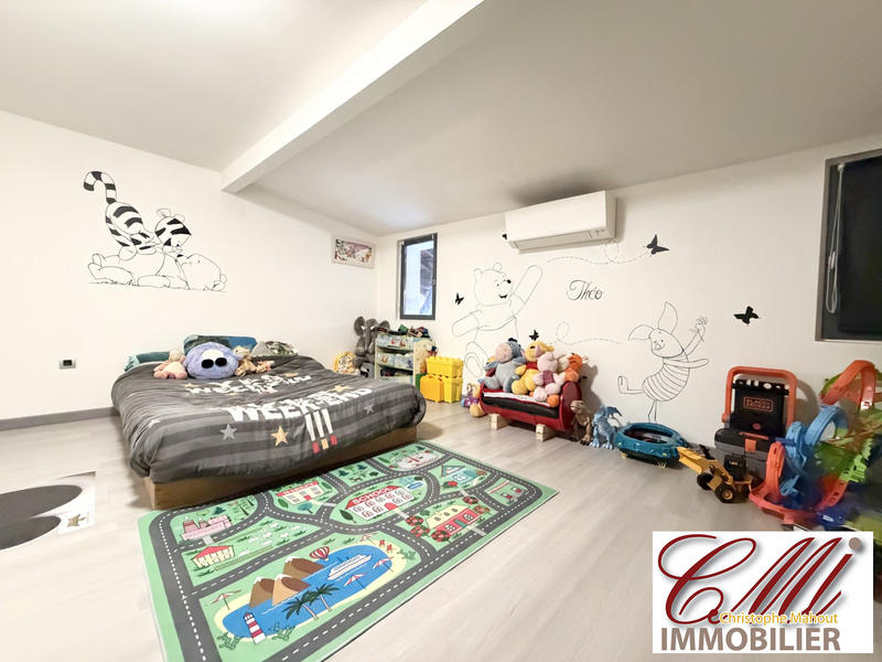 Maison - 104 m² - 5 pièces