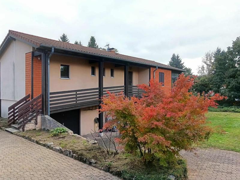 Maison - 160 m² - 5 pièces