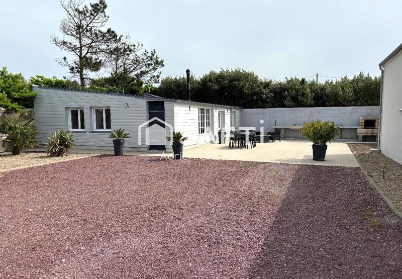 Villa - 240 m² - 9 pièces