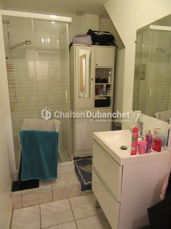 Immeuble - 210 m² - 8 pièces