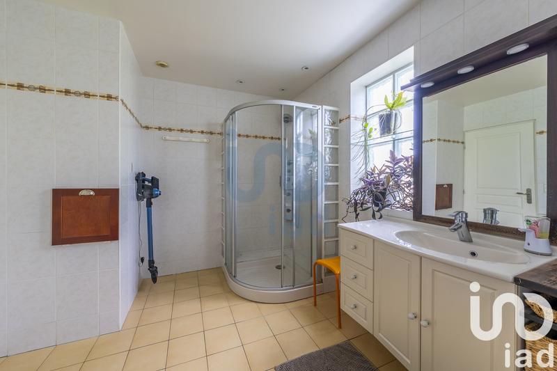 Maison - 170 m² - 6 pièces