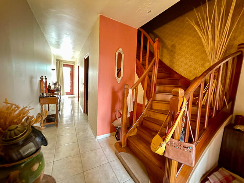 Maison - 185 m² - 6 pièces