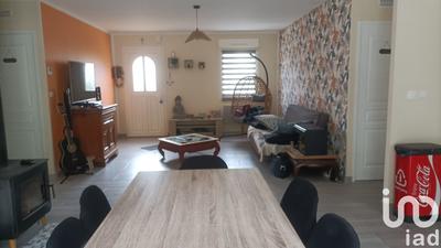 Maison - 93 m² - 5 pièces