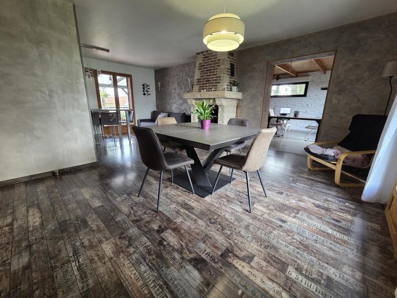 Pavillon - 146 m² - 7 pièces