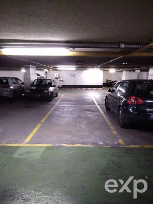 Parking / Garage - 12 m²