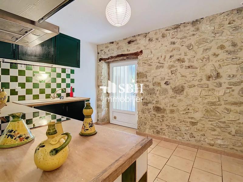 Mas - 540 m² - 27 pièces