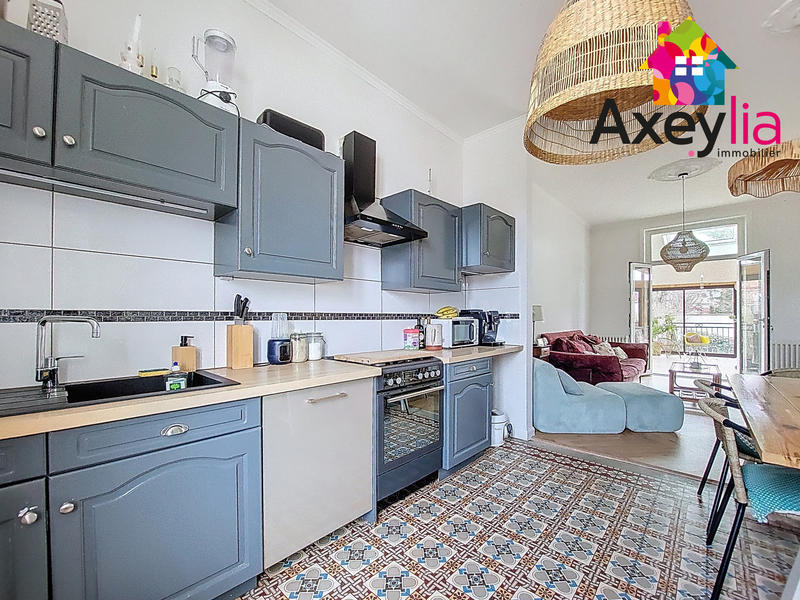 Maison - 104 m² - 5 pièces