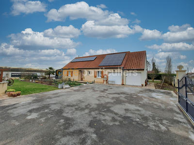 Maison - 133 m² - 5 pièces