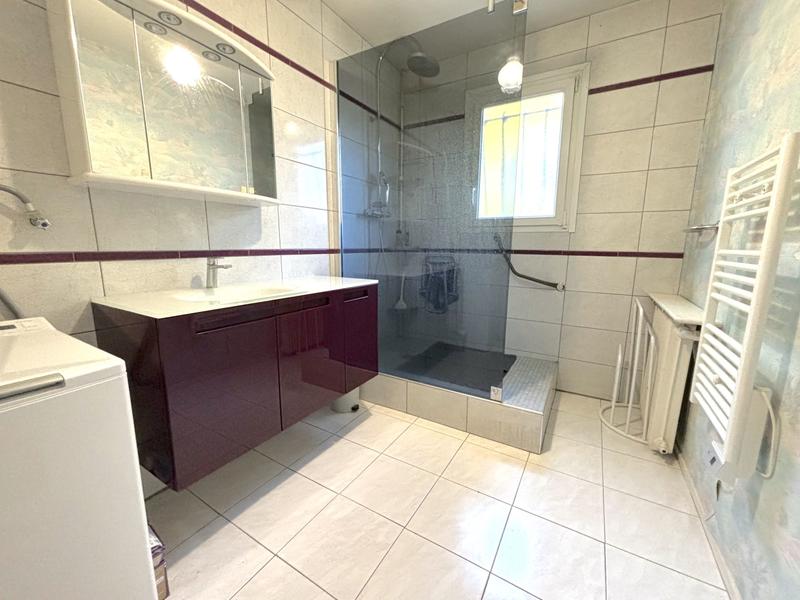 Maison - 130 m² - 7 pièces