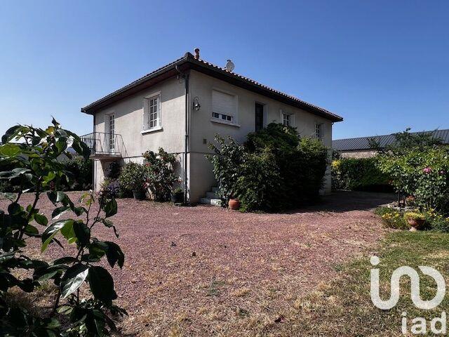 Maison - 90 m² - 4 pièces