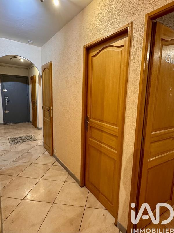 Appartement - 75 m² - 4 pièces