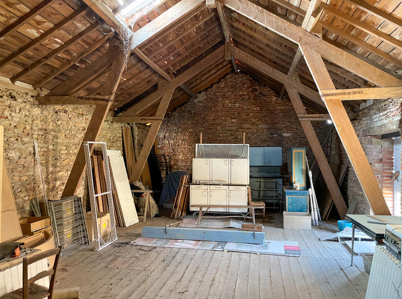 Maison - 585 m² - 10 pièces