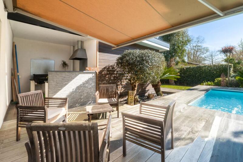 Maison - 143 m² - 5 pièces