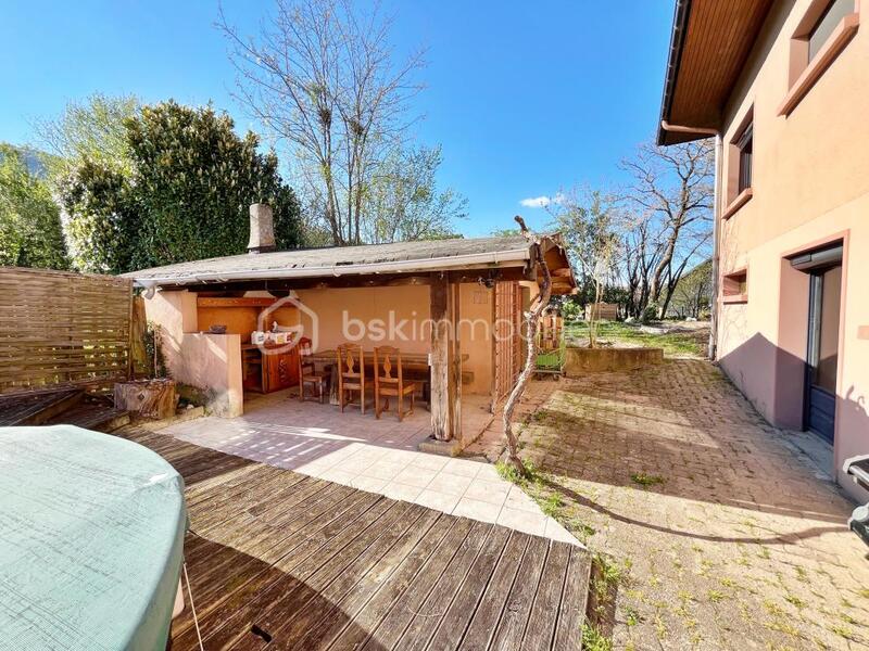 Maison - 192 m² - 8 pièces