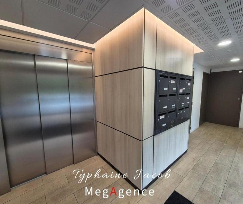 Appartement - 171 m² - 6 pièces