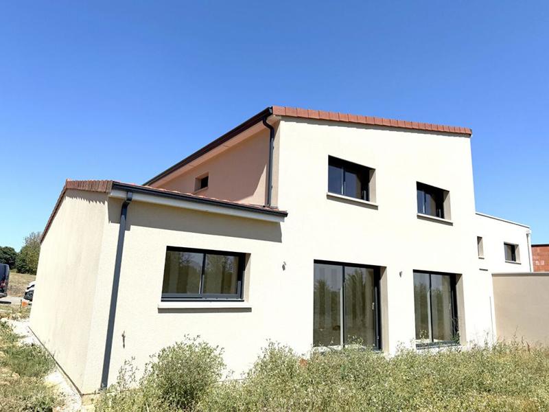 Maison - 141 m² - 6 pièces