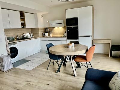 Appartement - 76 m² - 4 pièces