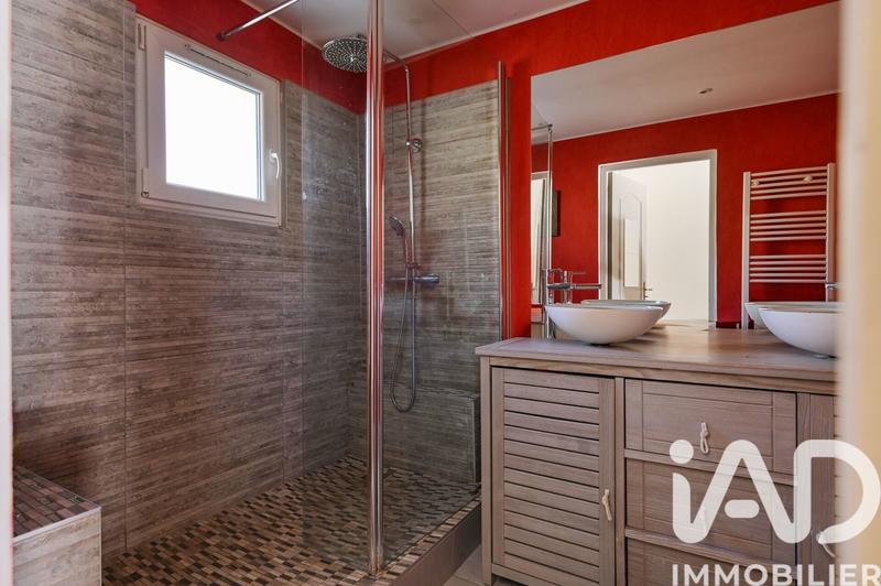 Maison - 98 m² - 4 pièces