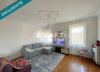 Appartement - 80 m² - 3 pièces