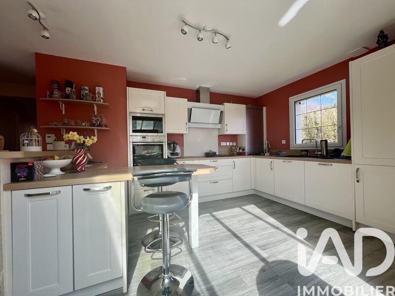 Maison - 149 m² - 7 pièces
