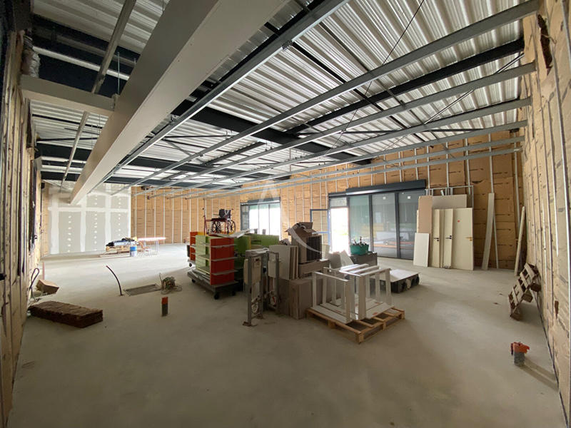 Local d'activité / Entrepôt - 200 m²