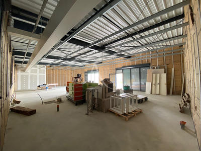 Local d'activité / Entrepôt - 200 m²