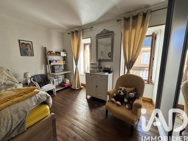 Maison de ville - 236 m² - 6 pièces