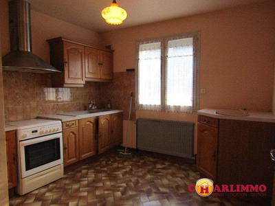 Maison traditionnelle - 93 m² - 5 pièces