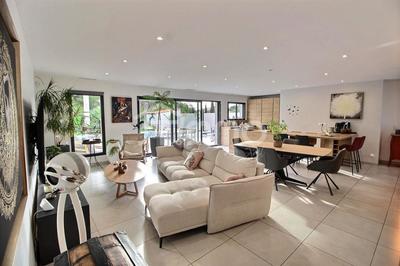 Villa - 155 m² - 5 pièces