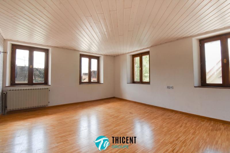 Maison - 210 m² - 6 pièces