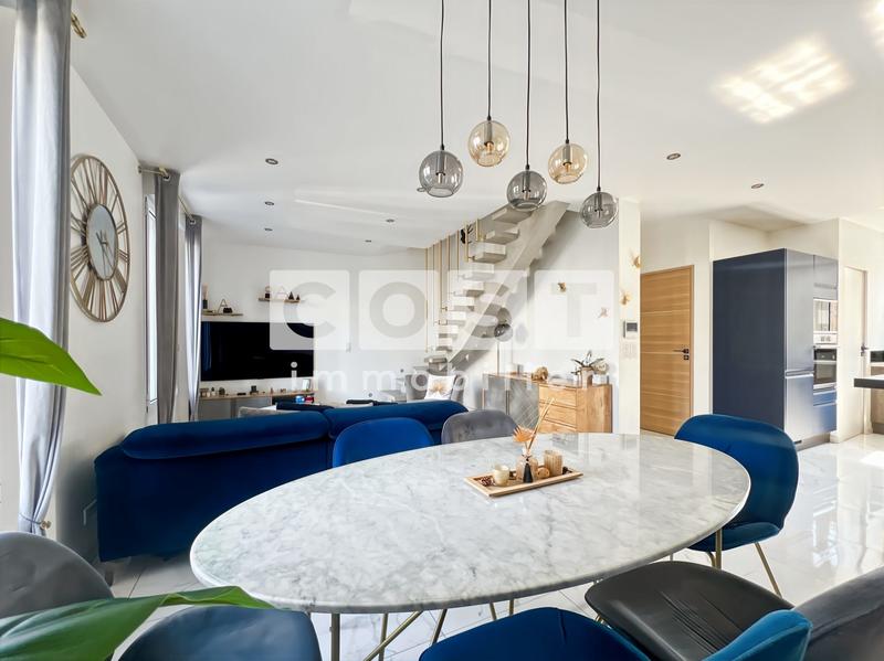 Maison - 132 m² - 5 pièces